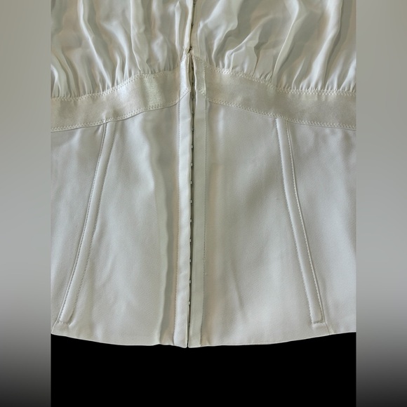 White House Black Market Blouse - Picture 7 of 11